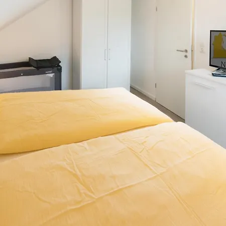 Ferienwohnung Norddeich Mit Haustier Und Kleinem Garten *
