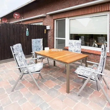 Ferienwohnung Norddeich Mit Haustier Und Kleinem Garten